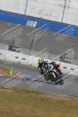 media/Nov-26-2022-Fastrack Riders (Sat) [[b001e85eef]]/Level 1/Session 3 Outside Turn 9/